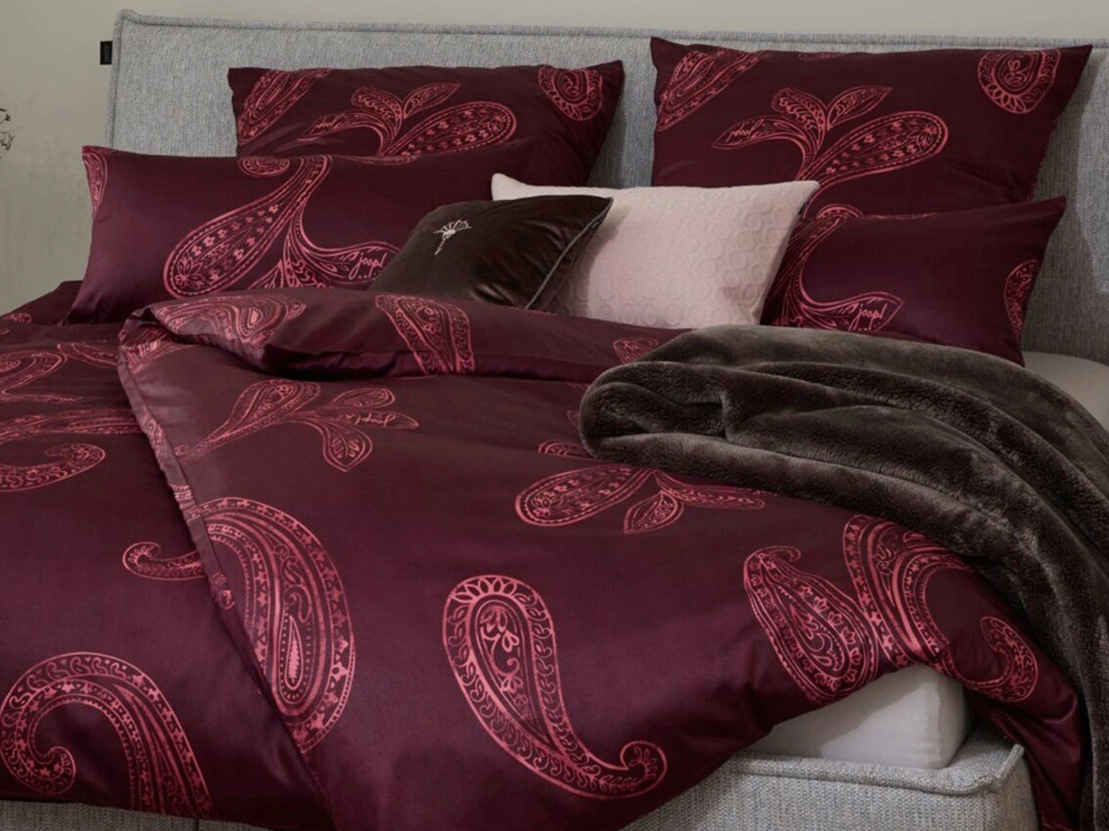 Pościel Joop Art Paisley Rouge 200x220