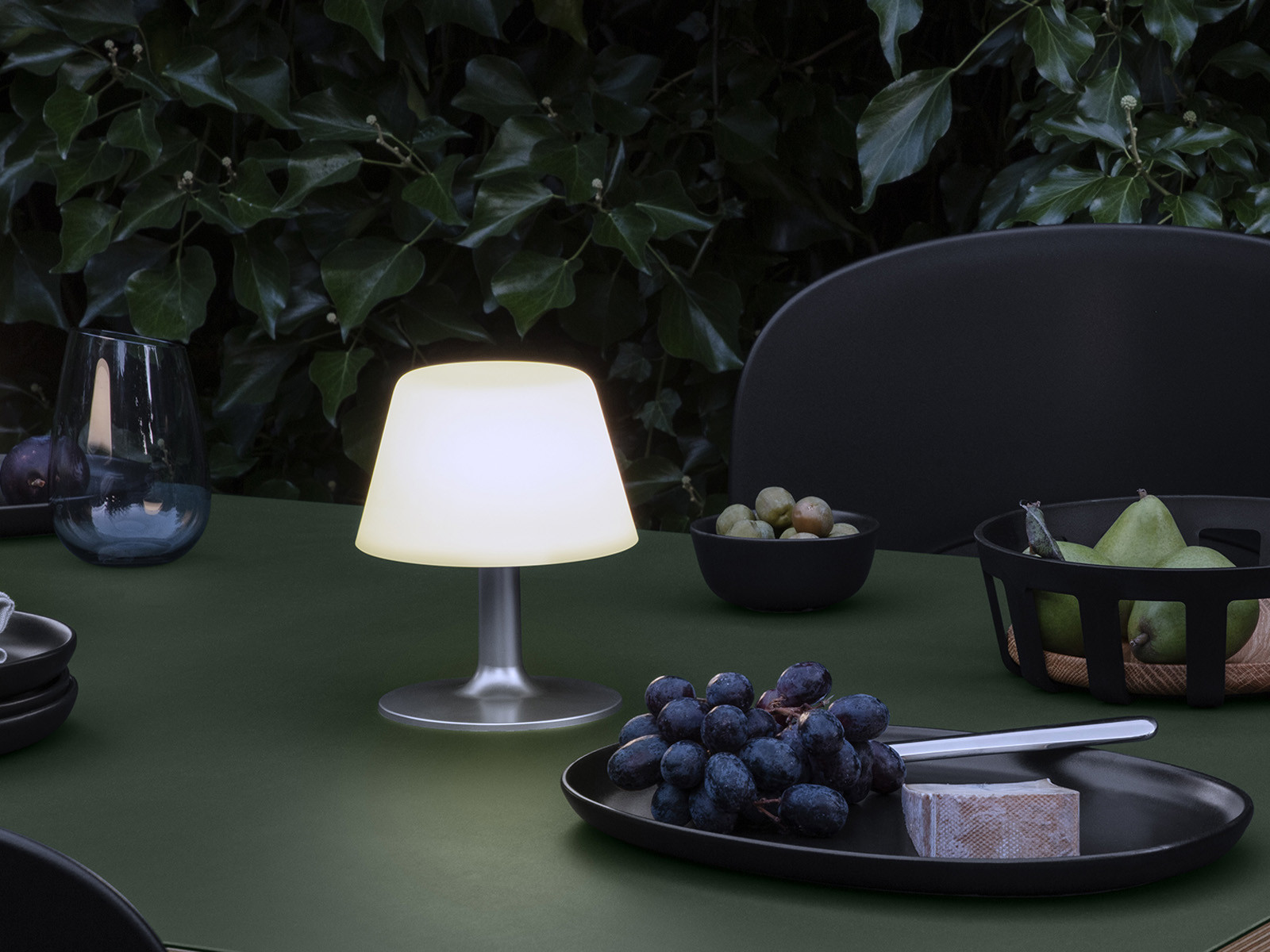 Lampa ogrodowa solarna LED Eva Solo SunLight Table