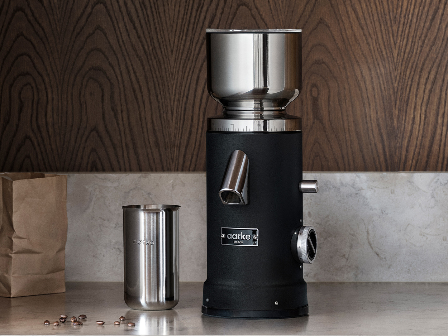 Młynek do kawy Aarke Black Matt 250g