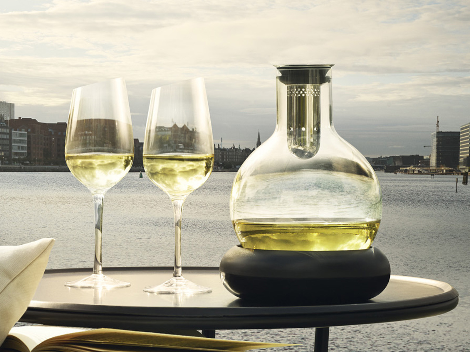 Karafka dekanter do wina z chłodzącą podstawką Eva Solo Serving 0,75L