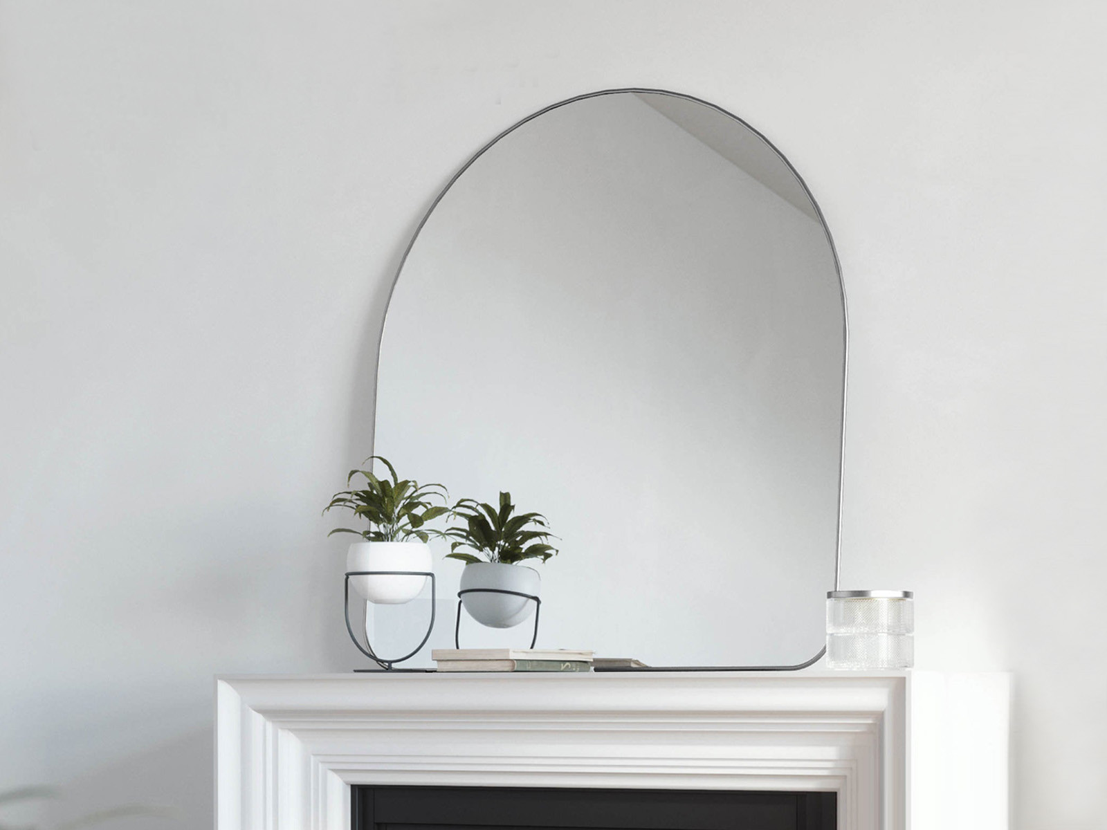 Lustro ścienne Umbra Hubba Arched Titanium