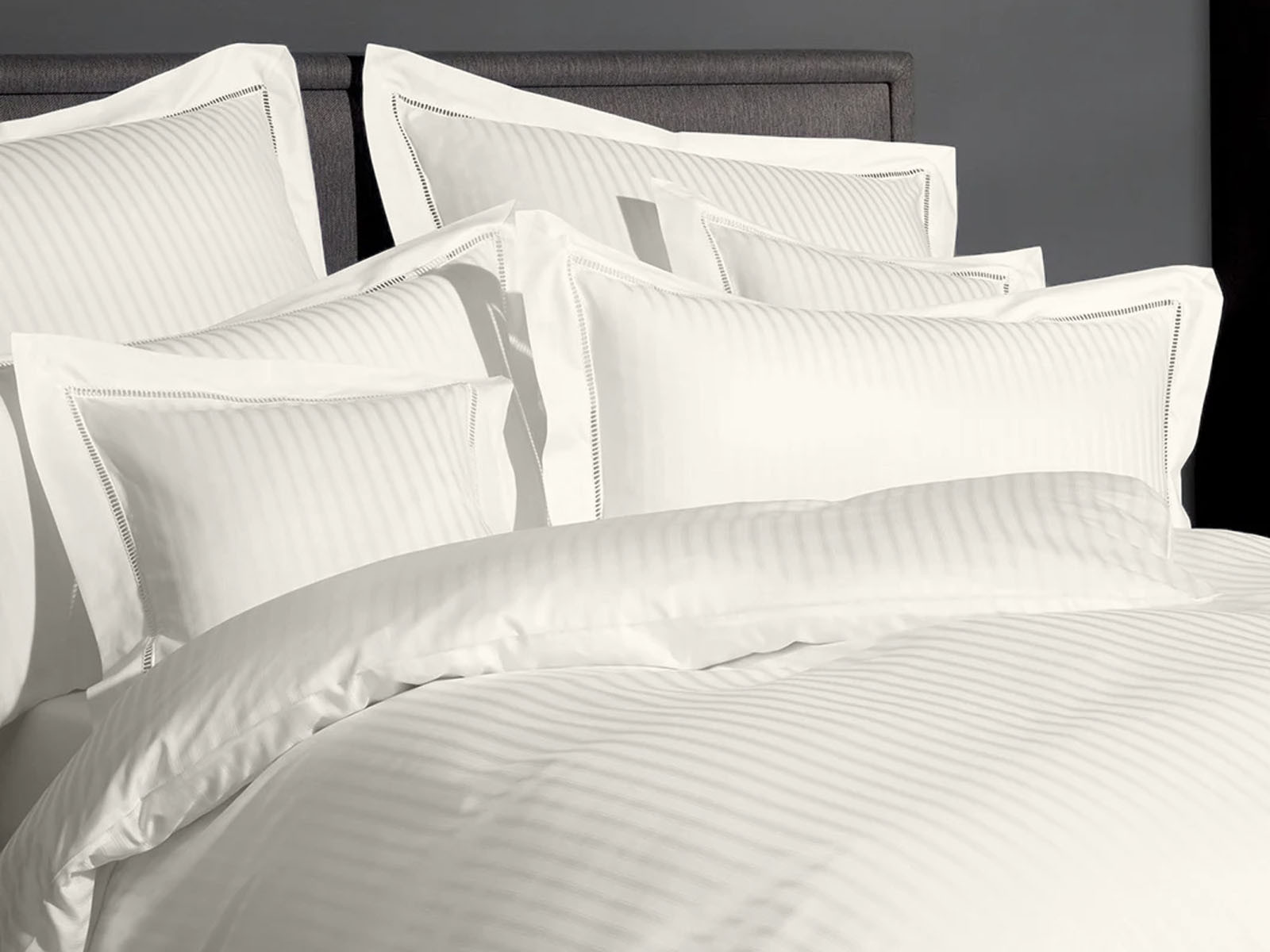 Pościel Elegante Classic Jacquard House Ecru 200x220