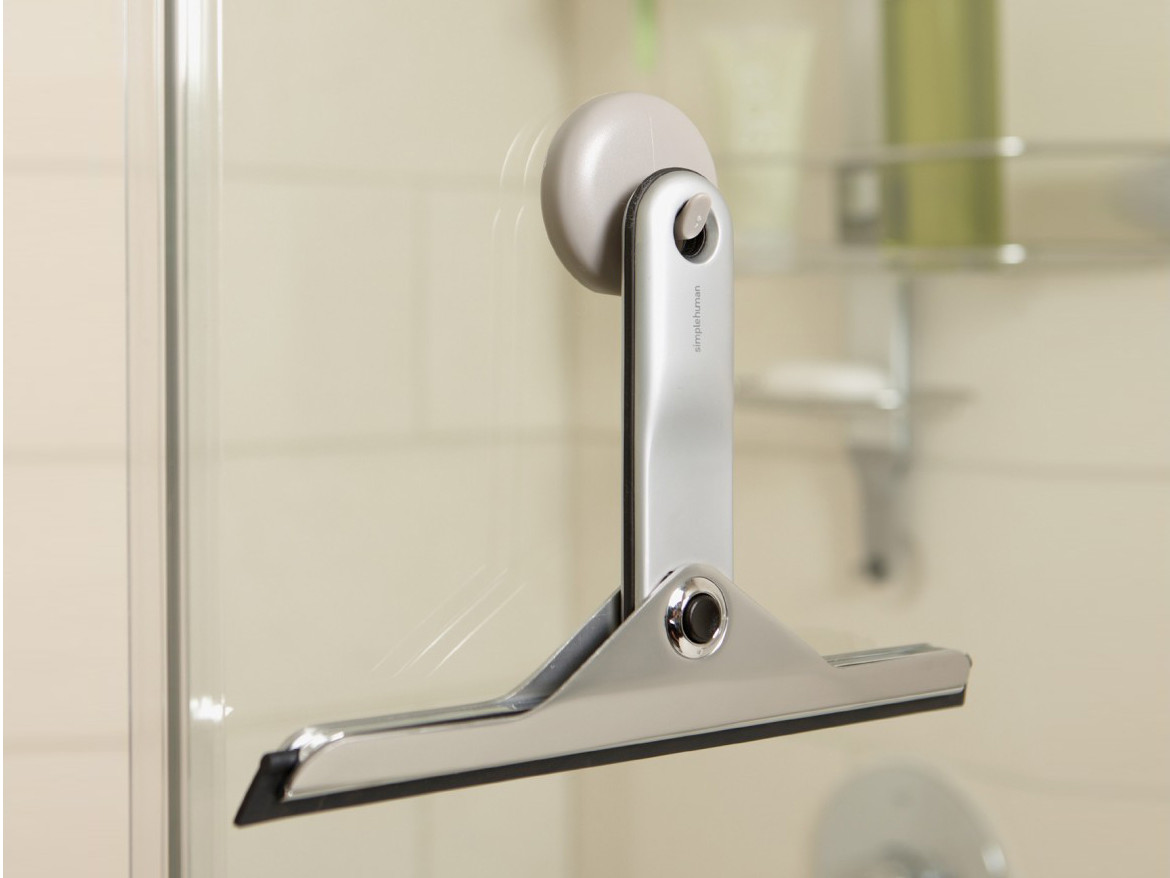 Ściągaczka wody składana z wieszakiem Simplehuman Silver 