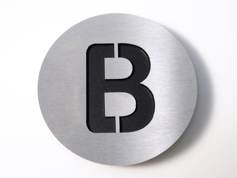 Tabliczka literowa Radius B Black