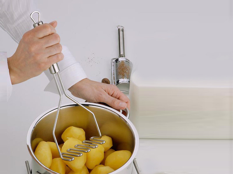 Tłuczek do ziemniaków WMF Profi Plus Silver 29cm