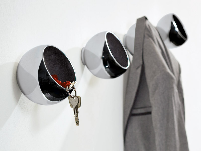 Wieszak na ubrania ze schowkiem Philippi Spectra