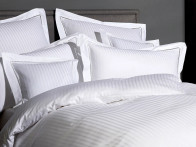 Poszewka Elegante Classic Jacquard House White..