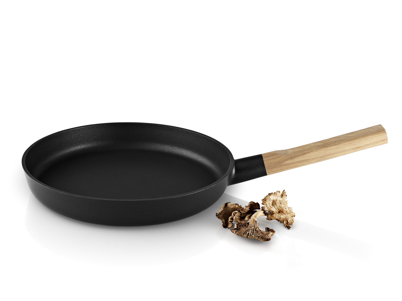 Patelnia Eva Solo Nordic Kitchen Black Ø28 cm