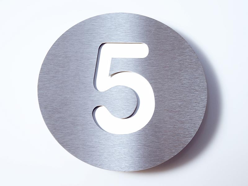 Tabliczka numeryczna Radius 5 White